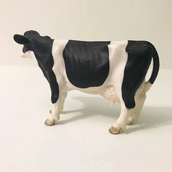 2000 Holstein Cow Schleich Black and White Dairy Milk Farm 5 Inch Long Figure - Picture 5 of 14